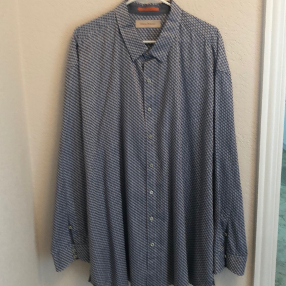 Tommy Bahama long sleeve shirt